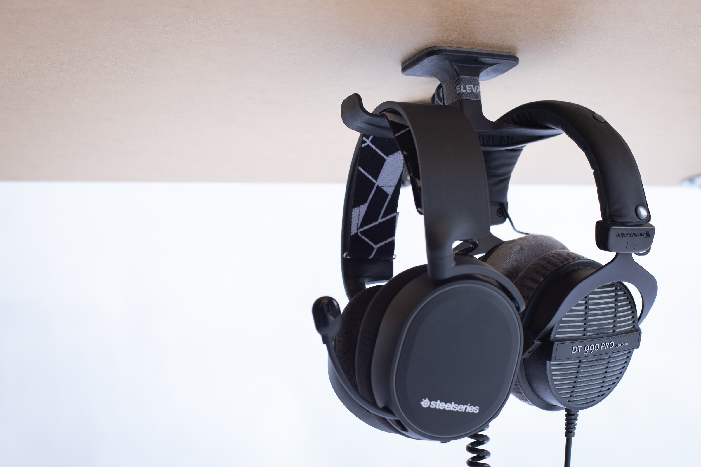  Elevation Lab The Anchor - The Original Under-Desk Headphone  Stand Mount Holder : Sports & Outdoors